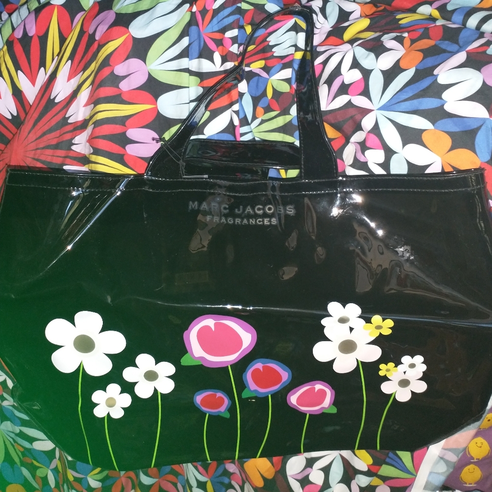 MARC JACOBS " LOLA BLACK FLOWER TOTE" FRAGRANCES